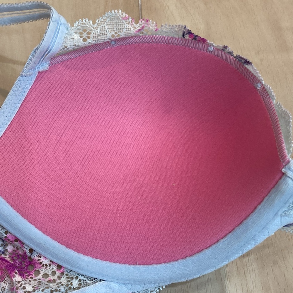 VS “Date push up” bra - Picture 13 of 16